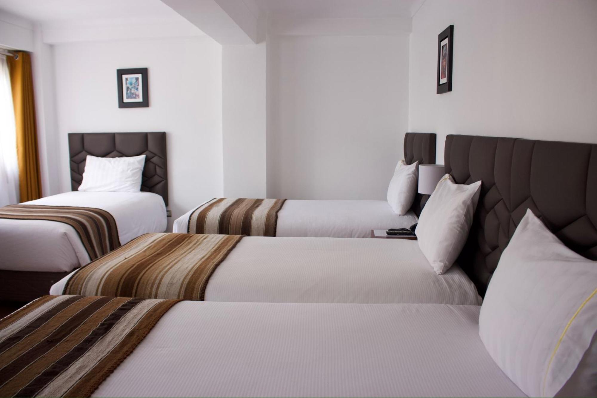 Hotel Andes De Урубамба Экстерьер фото
